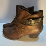 Bare Traps Brown Ankle Bootie Womens Size 9 1/2M Boots Slouch Buckle Side Zip Pre-owned
