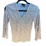 No Boundaries Floral 3/4 Slit Sleeve Blouse VNeck Lightweight Fabric Feminine Style Size S Preworn