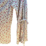 No Boundaries Floral 3/4 Slit Sleeve Blouse VNeck Lightweight Fabric Feminine Style Size S Preworn