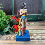 Jim Shore DC Comics Wonder Woman vs Cheetah Super Hero vs Villain