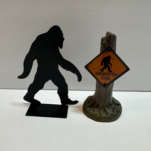 Department 56 Sasquatch Crossing Sign with Bigfoot Silhouette Dept 56 Village New