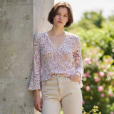 No Boundaries Floral 3/4 Slit Sleeve Blouse VNeck Lightweight Fabric Feminine Style Size S Preworn